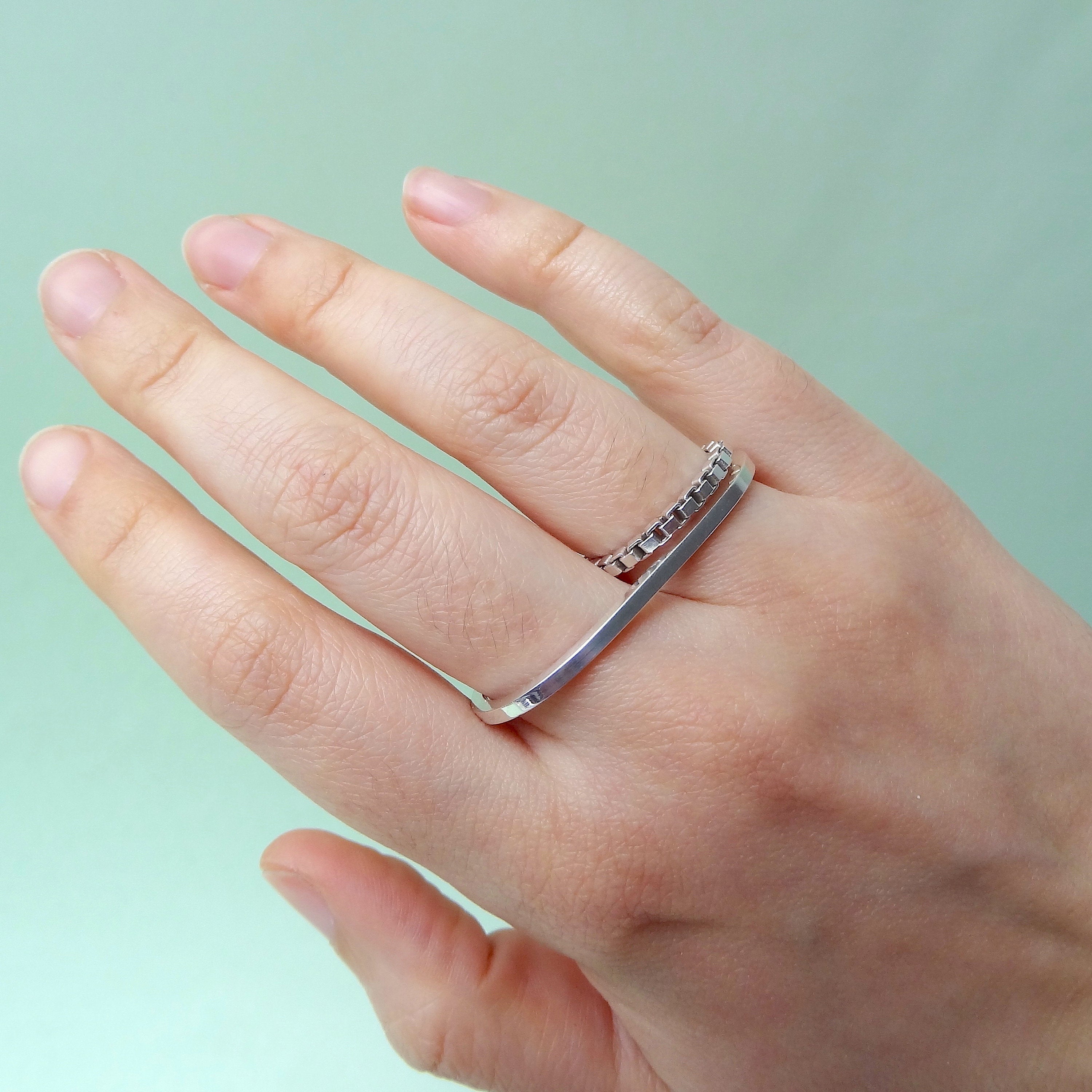 Flexible deals chain ring